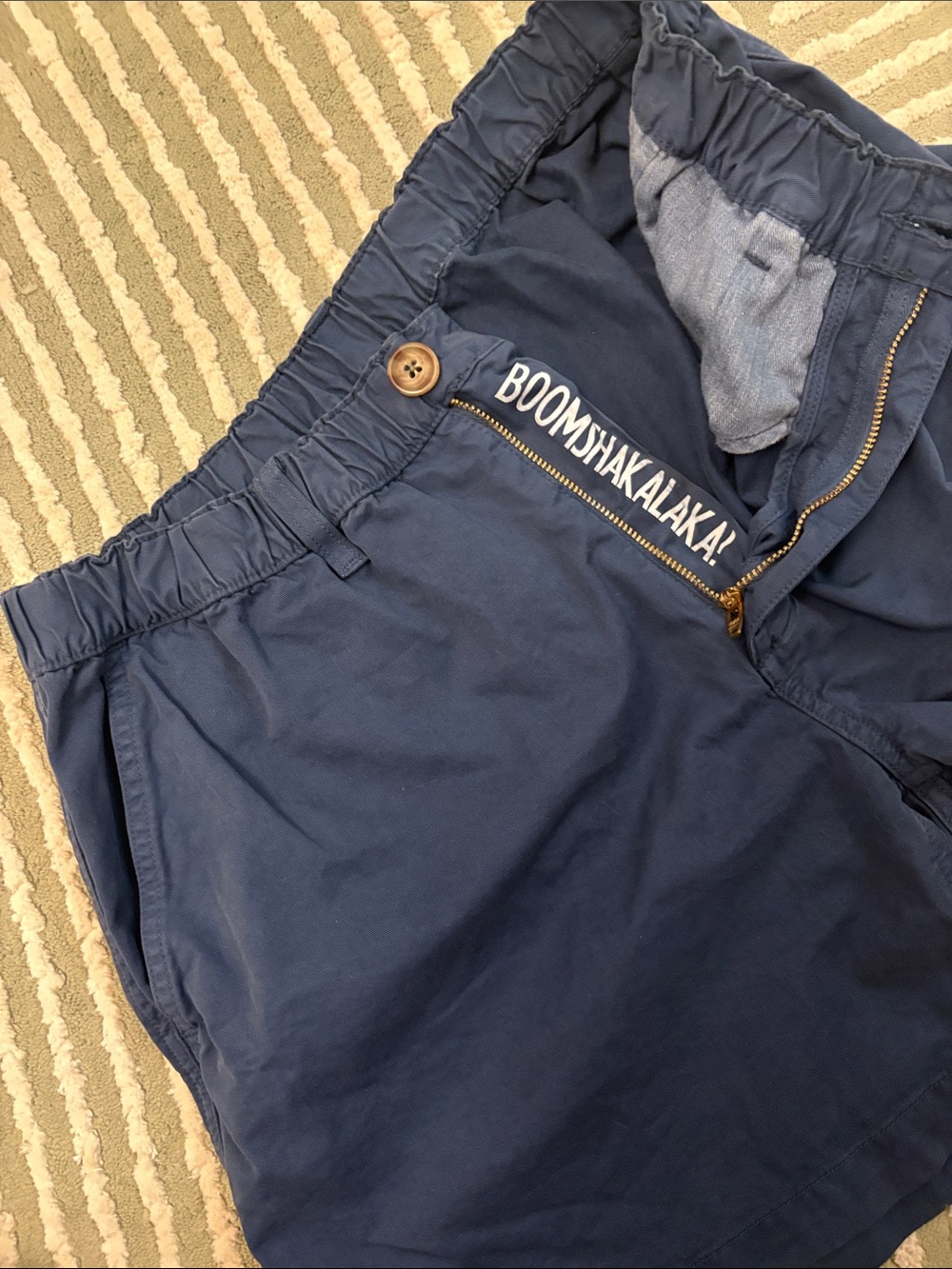 Chubbies Navy Blue Cobblestones Originals 5.5” Shorts L - Picture 4 of 9